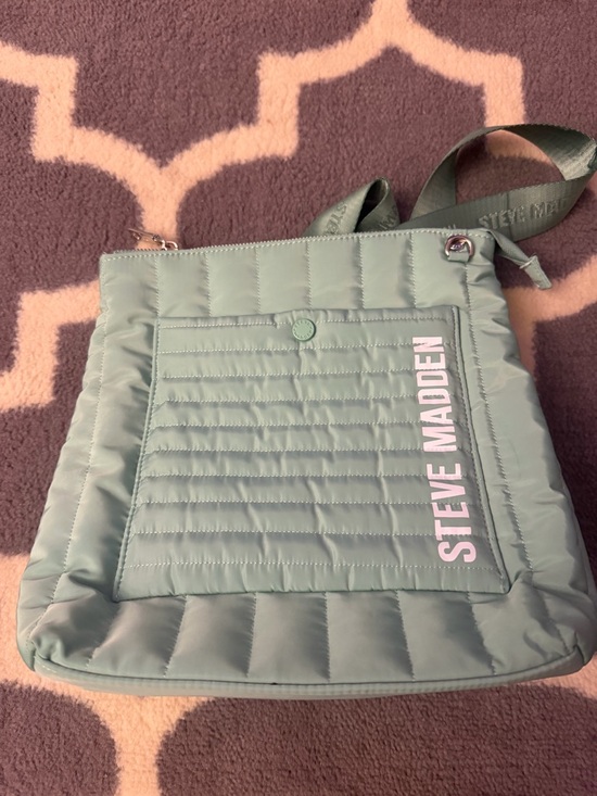 Steve Madden Handbags - Steve Madden Mint Quilted Crossbody Puffer Bag
